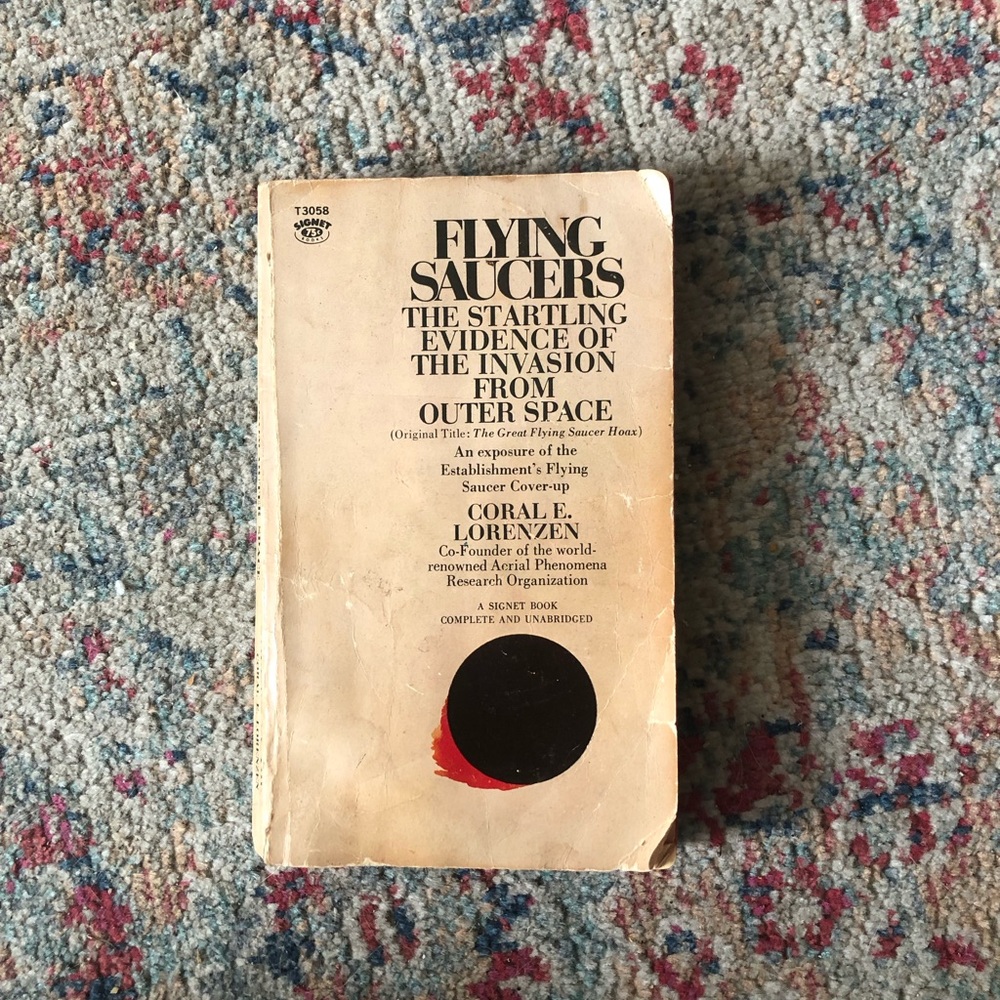 flying saucers coral e lorenzen book
